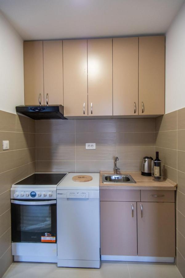 Sunny Hill Suite Ljubovic Podgorica Zewnętrze zdjęcie