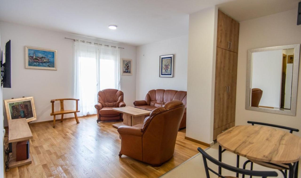 Sunny Hill Suite Ljubovic Podgorica Zewnętrze zdjęcie